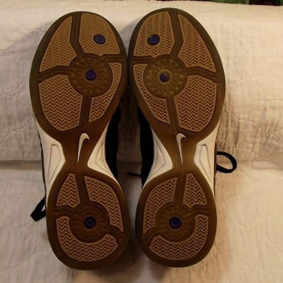 NIKE Zoom Air Women's runner shoes, Size 8 - Picture 7 of 12